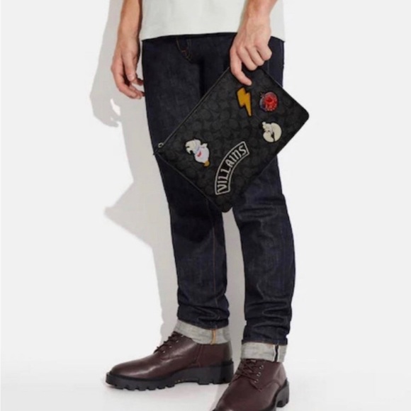 NWT Disney X Coach Large Pouch In Signature Canvas With Patches - Picture 3 of 6